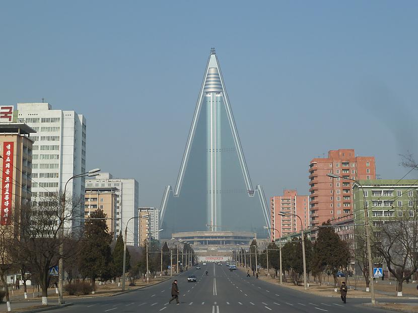 105 stāvu... Autors: Raziels Ziemeļkoreja, kāda tā ir