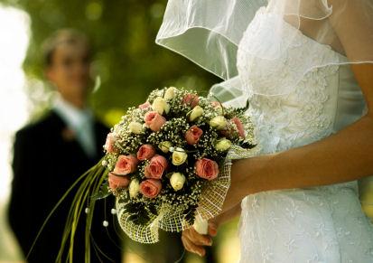 bridal bouquetfocus on the... Autors: sidzy .....I Do.....