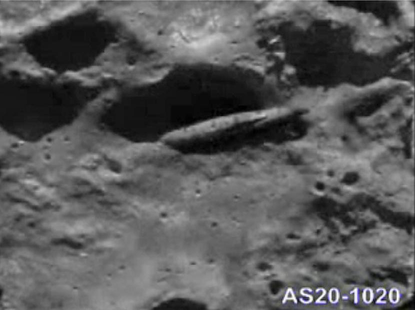 Starp scaroniem failiem bija... Autors: Fosilija Patiesība par Mēness iekarošanu.