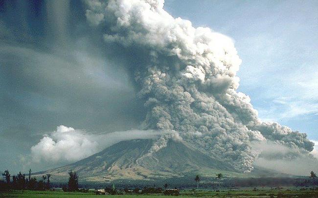 6MAIJS  Pēkscaronņs vulkāna... Autors: charlieyan Ekstrēmie laikapstāķli:Maijs [1]