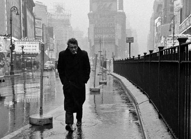Džeimsa Dīna pastaiga Ņujorkā... Autors: KaifLaifers '50. gadu nozīmīgākie foto