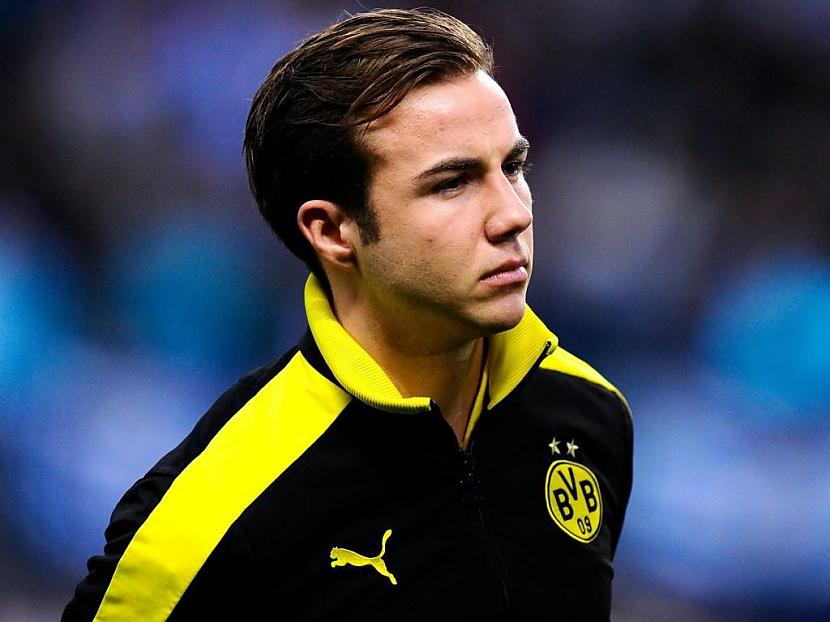 Mario Gotze Borussia Dortmund... Autors: Vēlamais niks 1. Transfera zona (futbols)