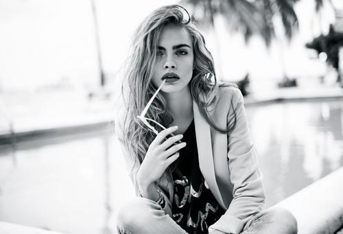  Autors: we heart it Girls