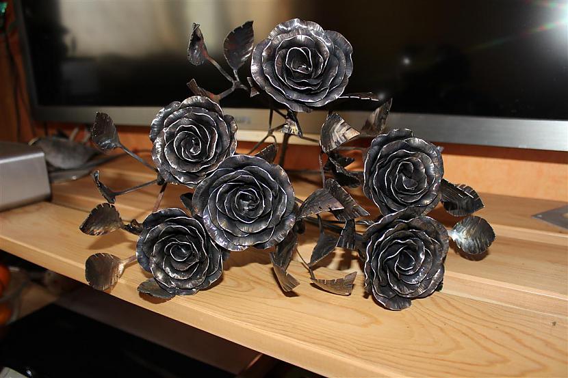 pedeja partija smi Autors: kpot Roze no metāla. Never ending rose. Metal rose hand made