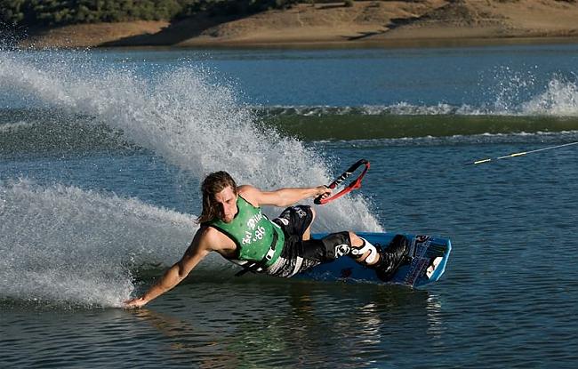  Autors: annija3 wakeboard