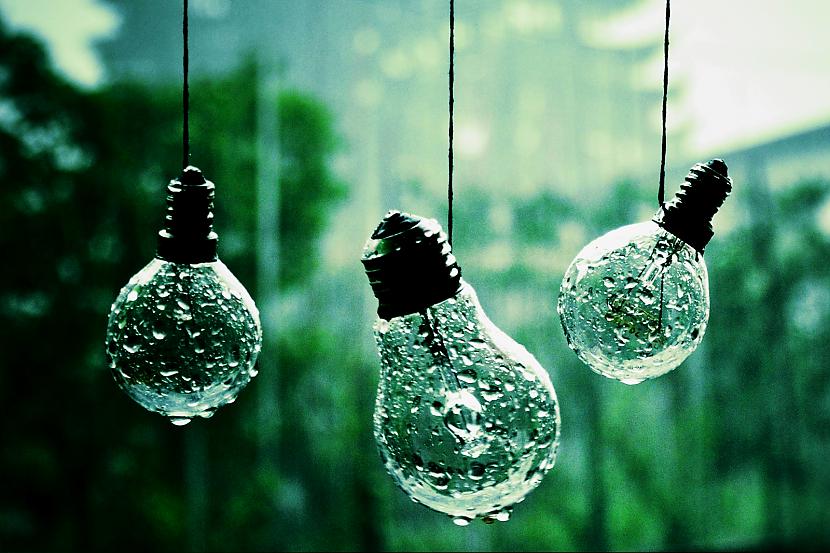  Autors: Zebra sinepēs [ rain ]