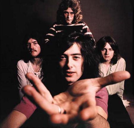 Daudzās Led Zeppelin dziesmās... Autors: Jake the Dog Roka fakti.