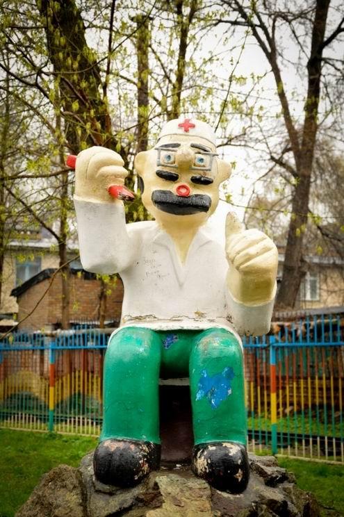  Autors: Hello Bērnu rotaļu laukums krievijas ciematiņā.