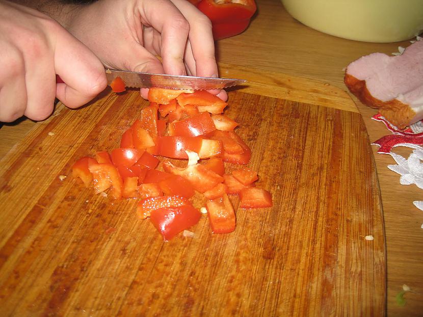 Žāvējot raudu dvieļus... Autors: rocheese9 Otrdieņu vakariņas - pica