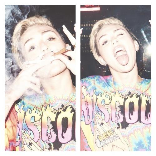  Autors: cuutkikayolo Miley Cyrus