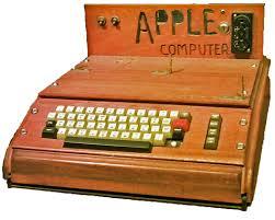 1976gads Apple INo 1974  1976... Autors: Werkis2 Datorspēļu vēsture (1887.-2015) + Interesanti FAKTI (Citur vairāk neatradīsi !)