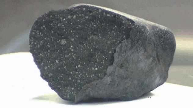 Atombumbas meteorītsScaronis... Autors: Pasaules iedzīvotājs Iespaidākie meteorīti vēsturē.