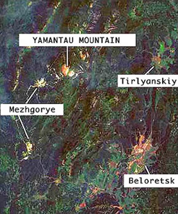 MežgorjeJamantau kalnu grēda... Autors: Plušķainītis 10 vietas, kuras nekad neredzēsi dzīvē