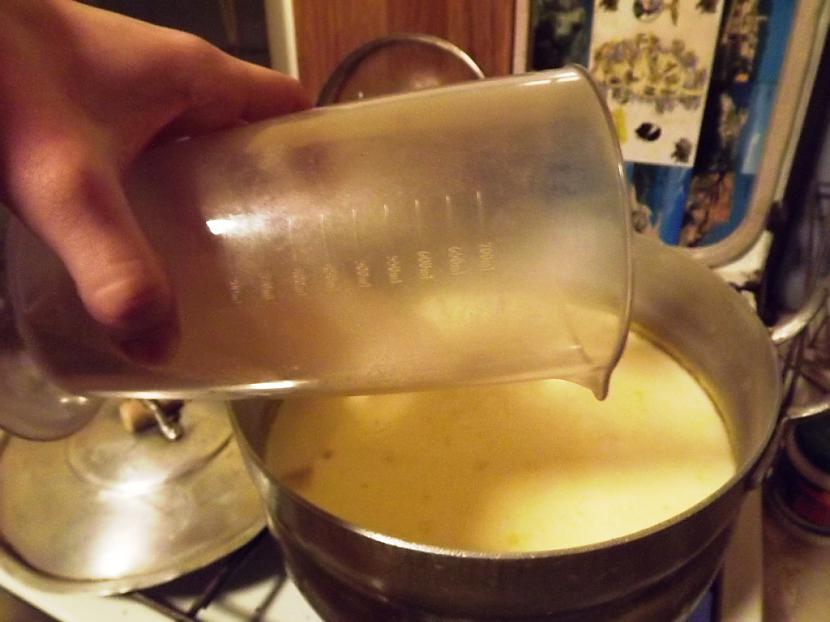 Kad zupa sāka mest garaiņus un... Autors: suņkāpurs Ķirbju piena zupa