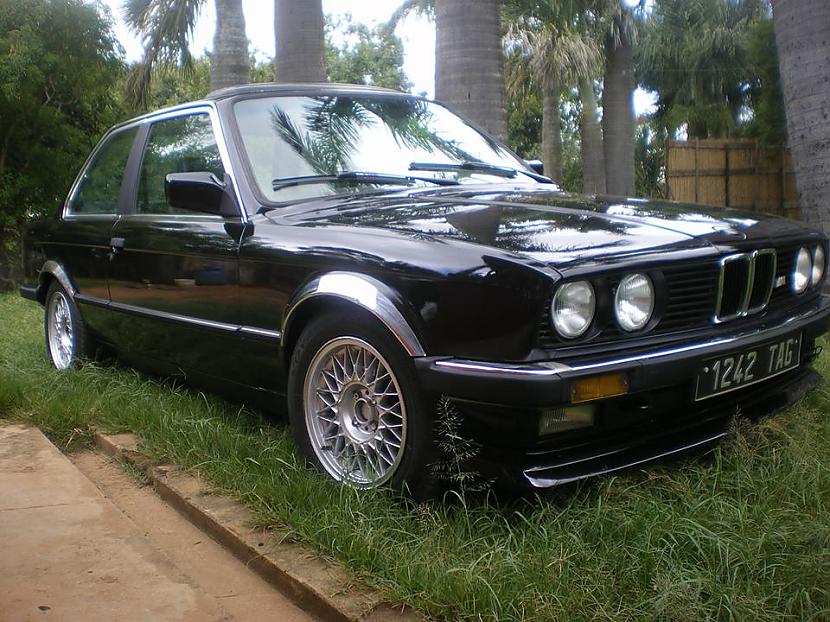  Autors: artixxx Bmw e30