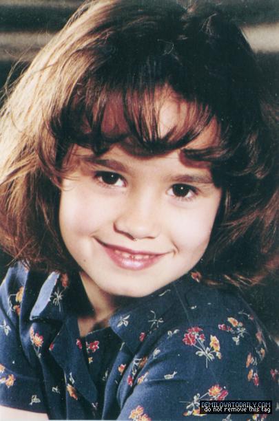 Demija Lovato dzimusi 1992... Autors: Zviedriete Demija Lovato