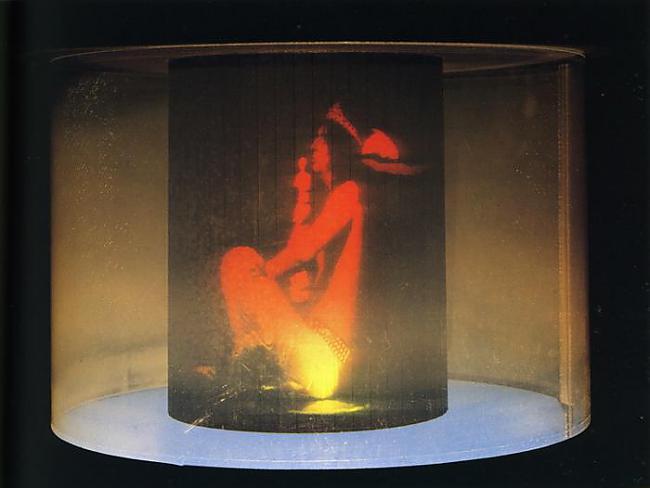 Elisa Kūpera hologramma Dalī... Autors: daeron Dīvaini fakti par Salvadoru Dalī