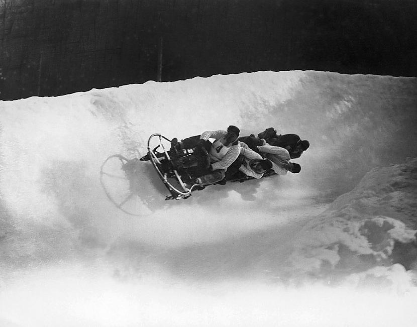 1924 gada bobslejs... Autors: Fosilija Pirmās Ziemas Olimpiskās spēles.
