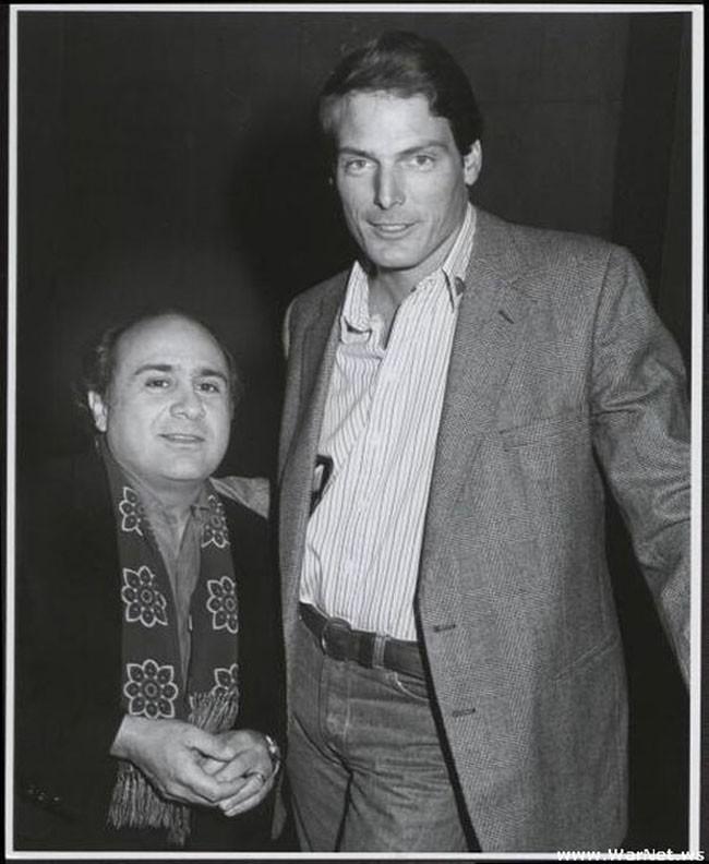 Denijs De Vito un Kristofers... Autors: Uldis Siemīte 33 veco laiku slavenību fotogrāfijas  par kurām tu nenojauti.