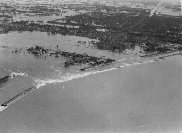 1931 gada plūdi ĶīnāĶīnas... Autors: Fosilija Fotogrāfijas, kuras izmainīja pasauli!