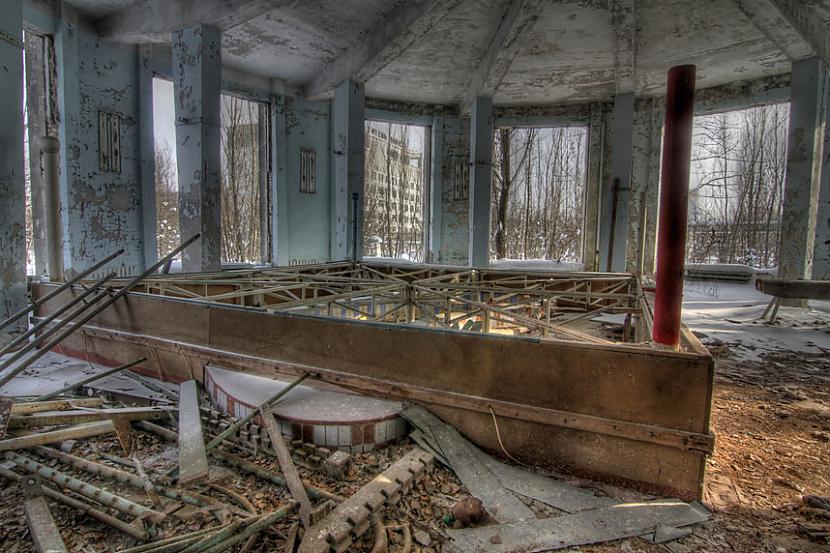 Atkal Padomju laiku pils bildē... Autors: Zutēns Černobiļa 28 gadus pēc traģēdijas...