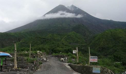 23 Merapi kalns Indonēzija... Autors: The Diāna 25 vietas pasaulē, kurās cilvēkiem nevajadzētu dzīvot