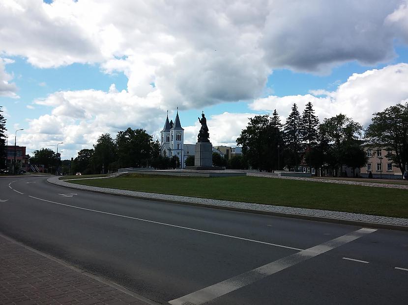 Piemineklis Vienoti Latvijai... Autors: jericho88 Rēzekne