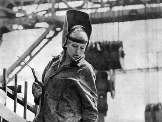 Metinātāja Autors: bombongs Sievietes Padomju Savienībā