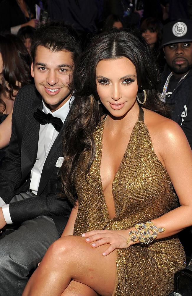 Kima ar brāli Robertu Autors: wolf13 Kim Kardashian