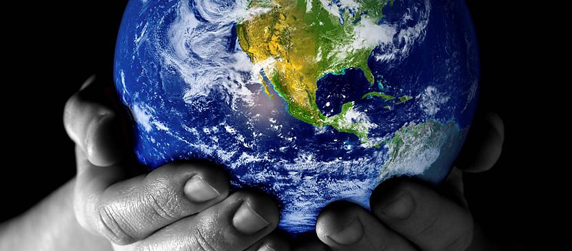  Autors: Helllen Planētas -Zeme liktenis ir mūsu rokās.