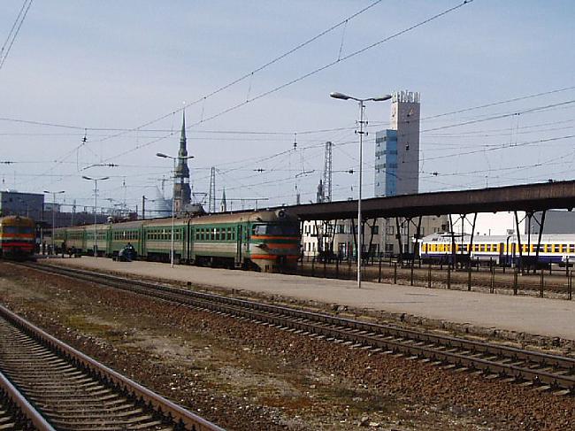 Stacijas peroni Autors: Fosilija Rīgas centrālā dzelzceļa stacija