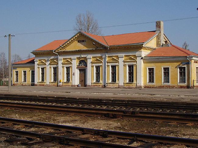 Pēc Otrā Pasaules kara 50gados... Autors: Carloss Dzelzceļa stacijas un pieturas punkti līnijā Rītupe - Zemgale