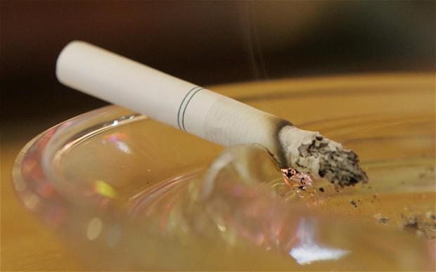Viena cigarete ko jus... Autors: High End Renars K 10 Fakti par smēķēšanu