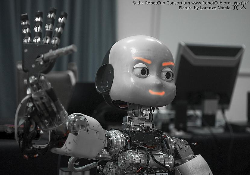 Mazais mehāniskais radījums... Autors: MONTANNA Nākotnes Roboti
