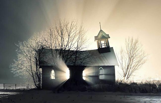 Baznīca sniegā Kanāda Autors: mousetrap 25 pamestās vietas, kas izsauc bijību un sajūsmu!