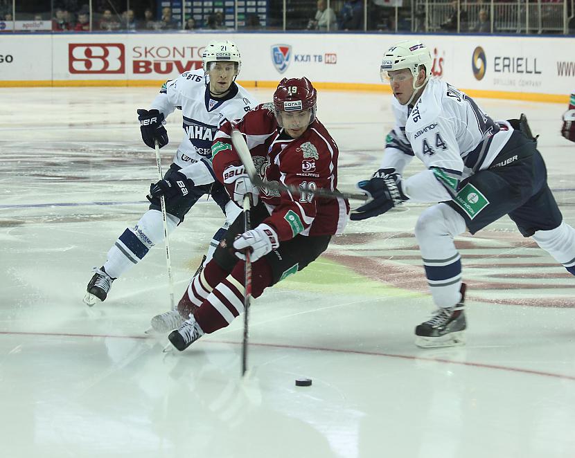  Autors: Hokeja Blogs Foto: Rīgas "Dinamo" latviešu derbijā izcīna skaistu uzvaru