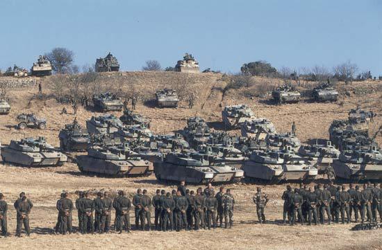 nbsp nbspKopā Francija sev... Autors: Mao Meow AMX Leclerc – Galvenais Francijas armijas tanks.