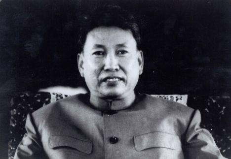 Pols Pots Pol Pot1975gadā Pols... Autors: affa Diktatori un viņu mīļākie dzērieni