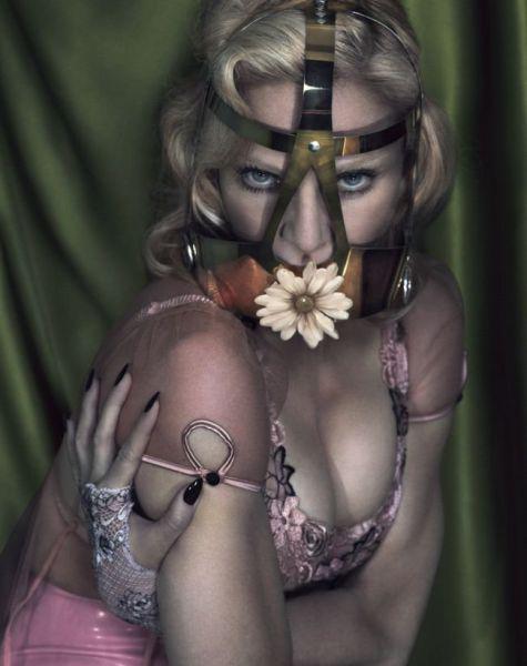  Autors: im mad cuz u bad Vai Madonna ir atklājusi mūžīgās jaunības eliksīru?
