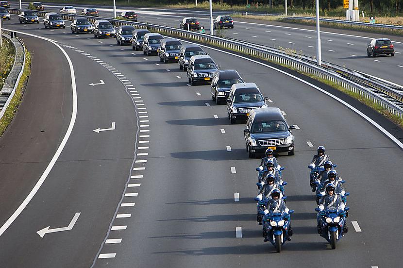 Nīderlandē konvoja pavadībā... Autors: Trakais Jēgers Spilgtākie notikumi 2014. gadā