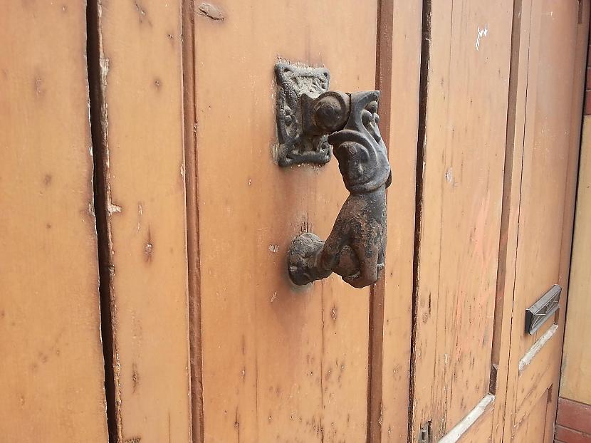 Ļoti jauks durvju rokturītis Autors: Pliiners Lielceļu karaļi