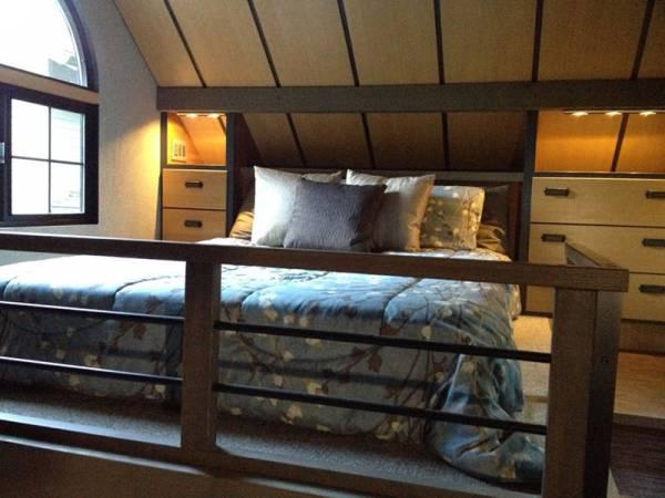 Guļamistaba Autors: MeGaRoYaL Ieskaties, kāda ir dzīve 28 kvadrāmetru luksusa klases minuatūras mājā