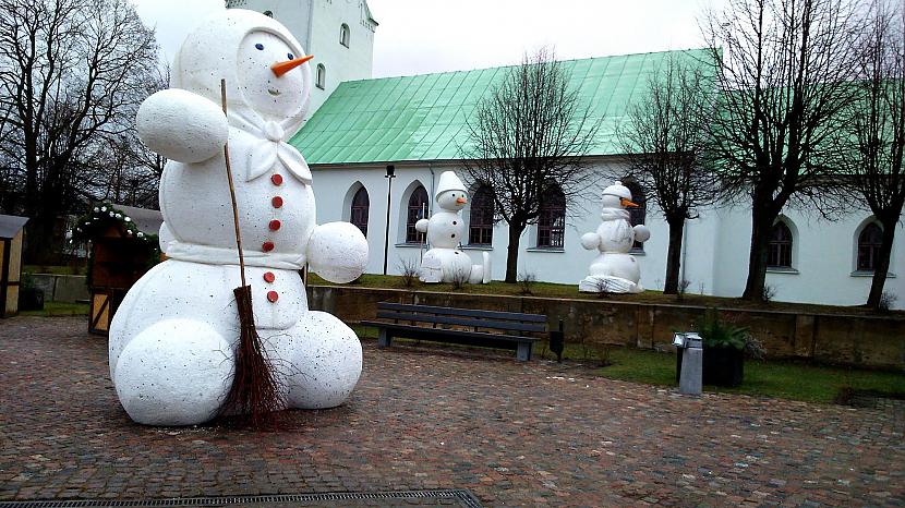  Autors: Lords Lanselots Dobeles sniegavīru saiets