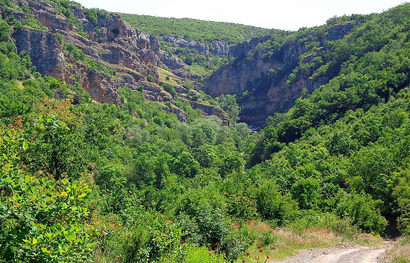 Mēģināsim atrast kā turp... Autors: Pēteris Vēciņš Kosova 3. daļa: Nolādētie kalni un Kosovas  Šveice - Rugova.