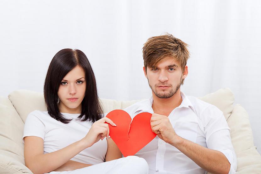 couple break heart Autors: DJARMANDOradionsmlv Kā veidot attiecības?