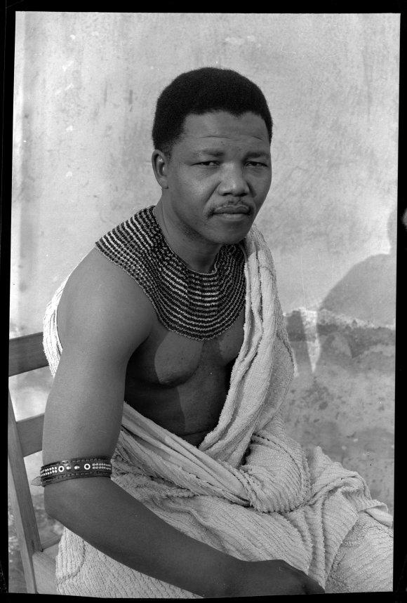 Nelsons Mandela Autors: zmx Sabiedrībā pazīstami cilvēki jaunībā