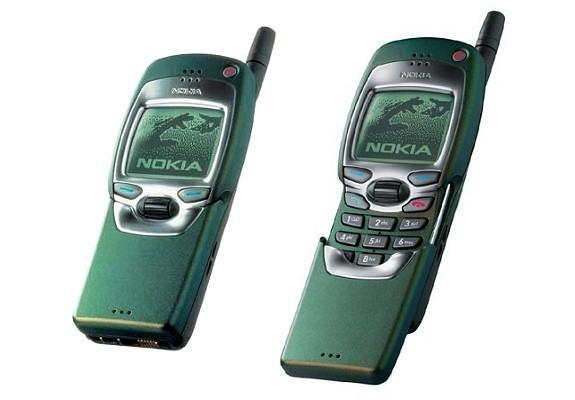 Šajā laikā mobilus telefonus... Autors: OzerskisD 9 lietas un pieradumi, kas bija populāri pirms 15 gadiem!