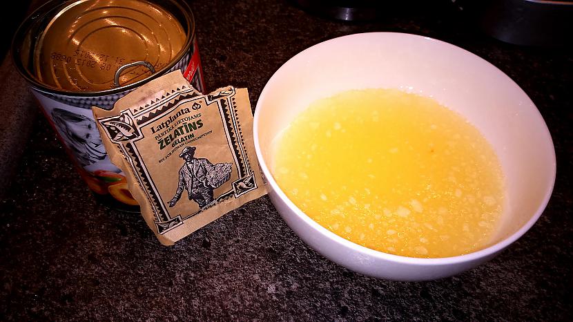 Atlikušo želatīnu 20 gramus... Autors: Lords Lanselots Biezpiena-persika našķis!!