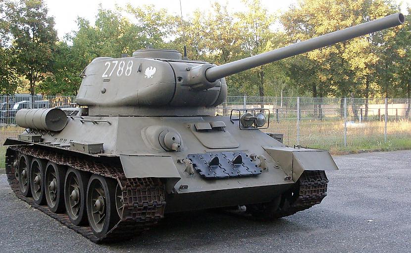 Septiņos vāciescaronu... Autors: Artefakts Vēsturē lielākā tanku kauja.