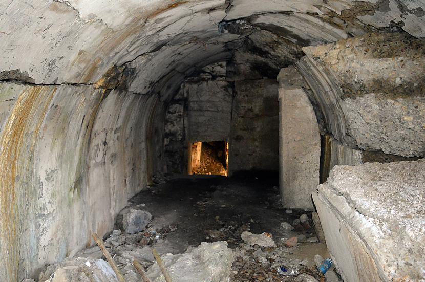 Ļoti daudz scaronādu tuneļu Autors: ArchiiTips Mirušais Liepājas vecajos fortos